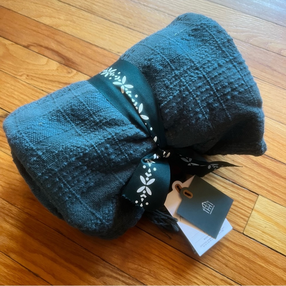 Hearth and Hand 100% cotton throw